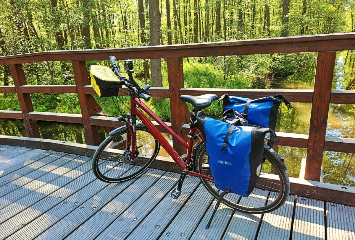 Fahrrad auf dem Gurkenradweg im Spreewald