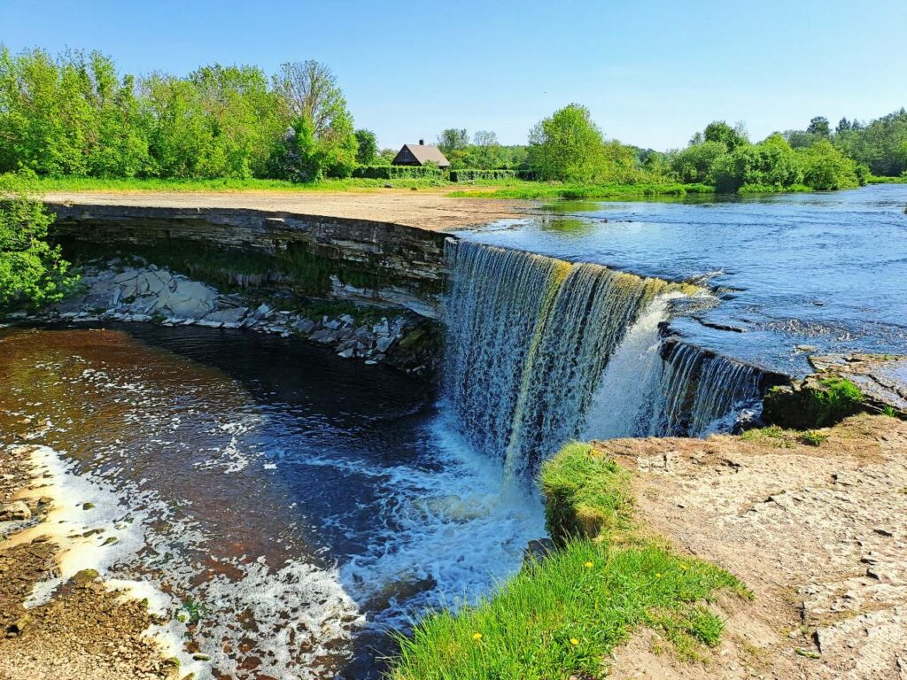 Jägala Wasserfall in Estland