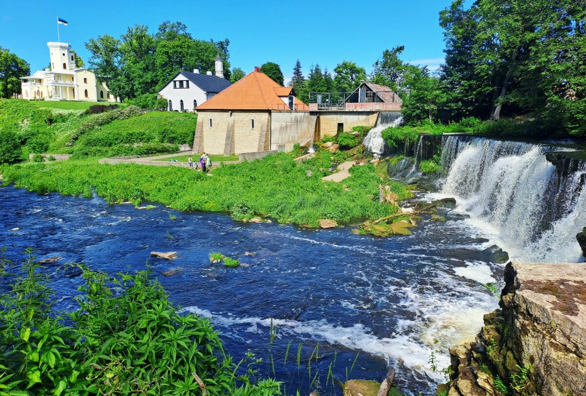 Keila Wasserfall und Herrenhaus